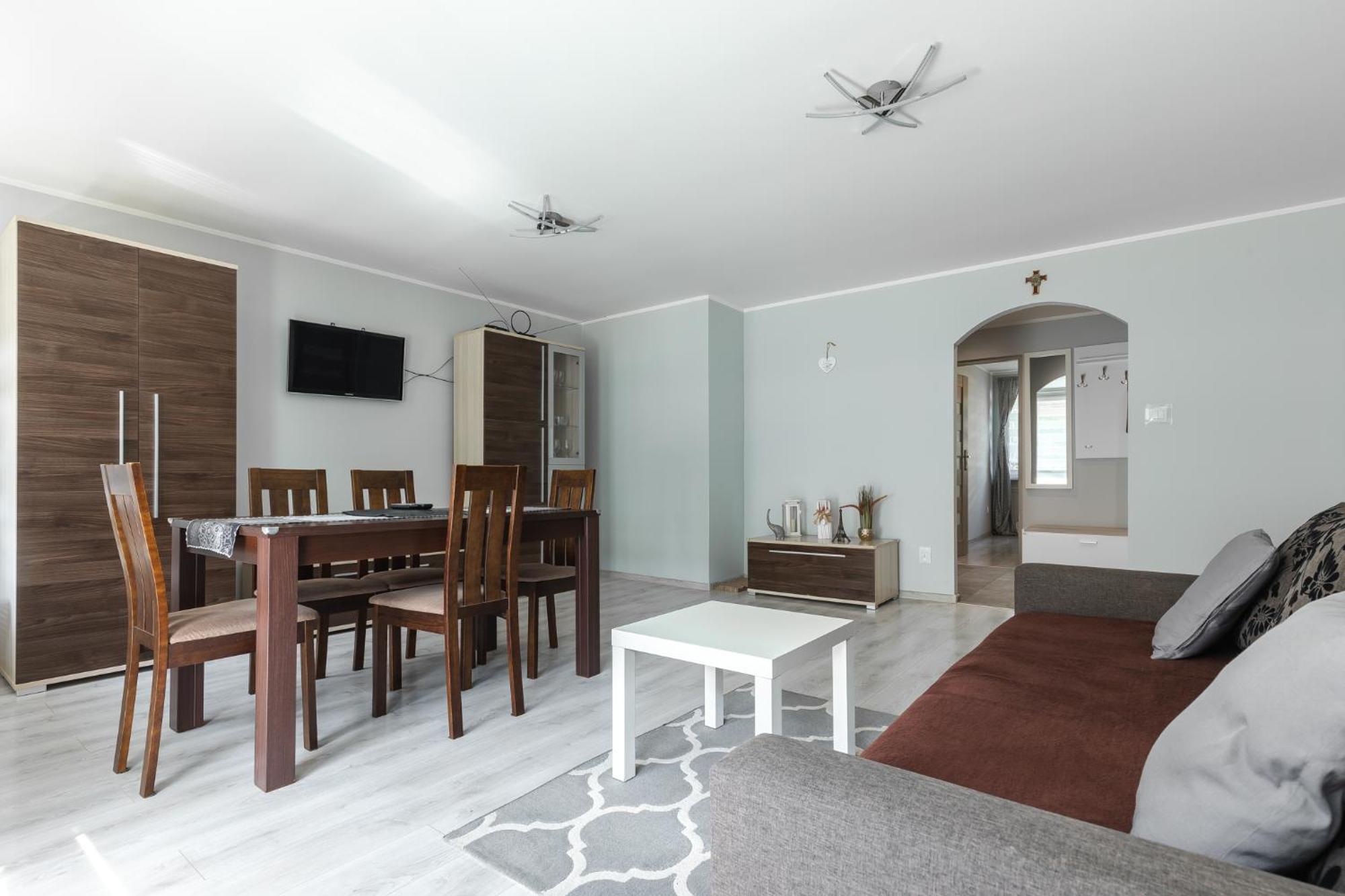 Apartament Przy Termach Cieplickich Julcia Jelenia Góra Esterno foto