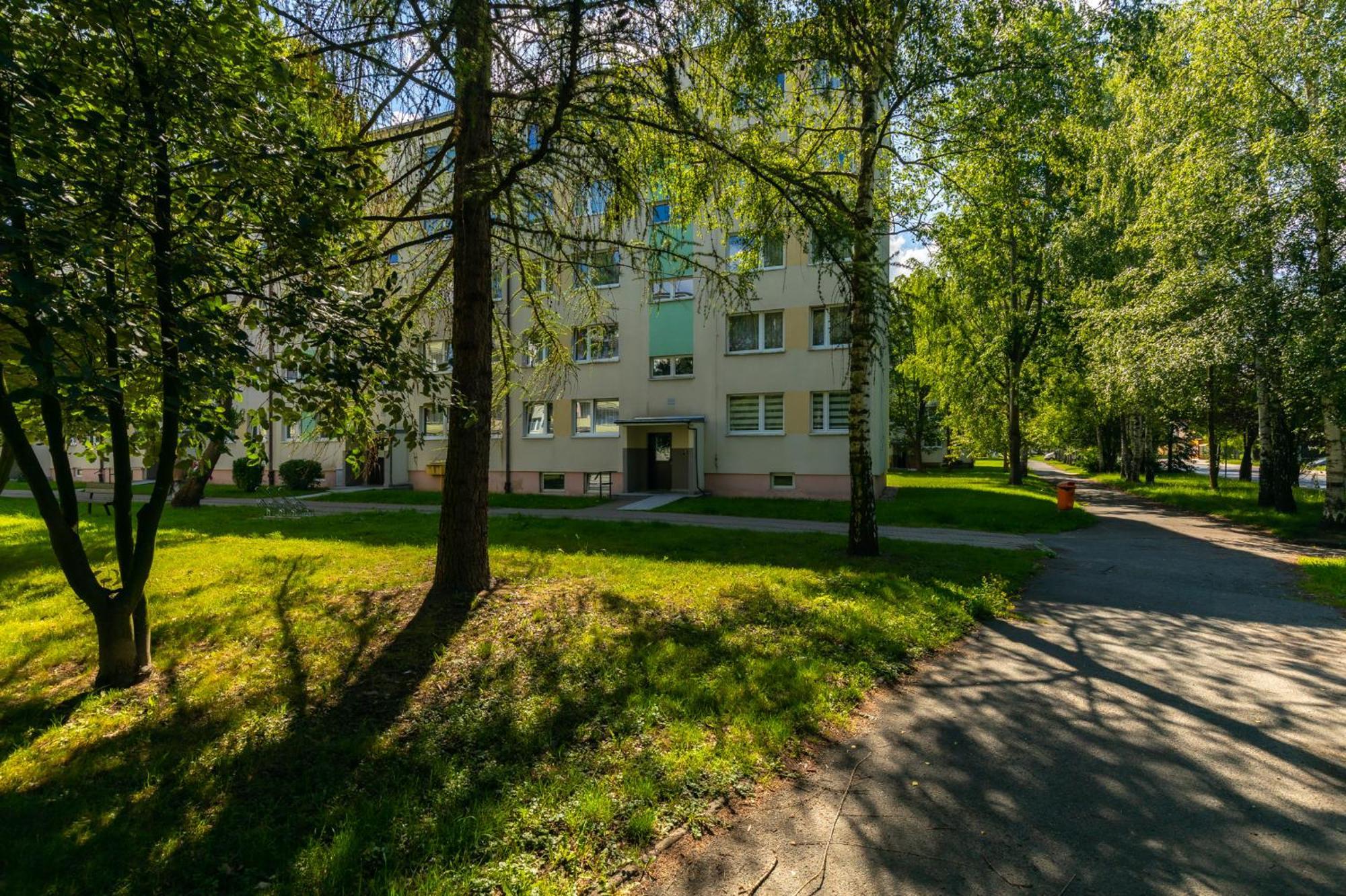 Apartament Przy Termach Cieplickich Julcia Jelenia Góra Esterno foto